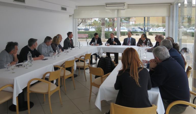 La DirecciÃ³n General de Costa ha aprobado la autorizaciÃ³n de 16 aÃ±os mÃ¡s de actividad de los chiringuitos de Malvarrosa con una prÃ³rroga de 8