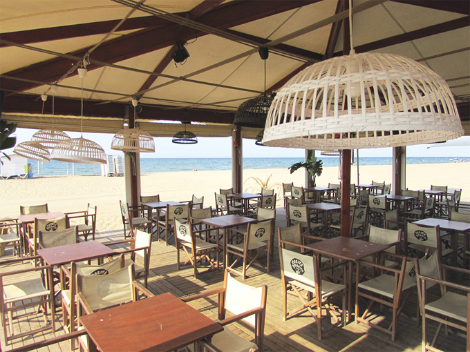 Nuevo Expte. de otorgamiento de licencias de ocupaciÃ³n en la playa de Castelldefels, para instalaciones de servicios de temporada 2016-2019