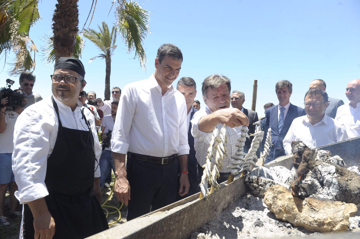 Pedro SÃ¡nchez visita nuestras playas en un encuentro con el sector