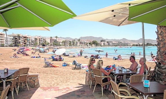 Sanidad inicia controles en chiringuitos y playas de la RegiÃ³n de Murcia