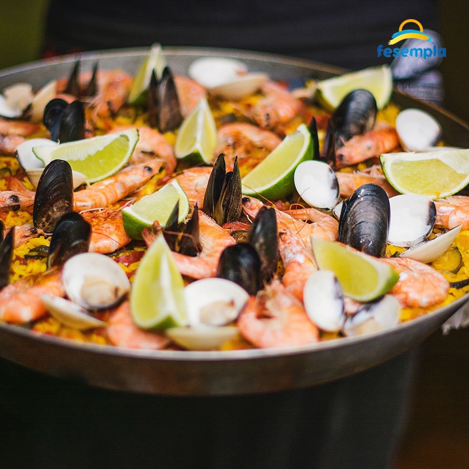 VOLVAMOS A LAS VIEJAS COSTRUMBRES